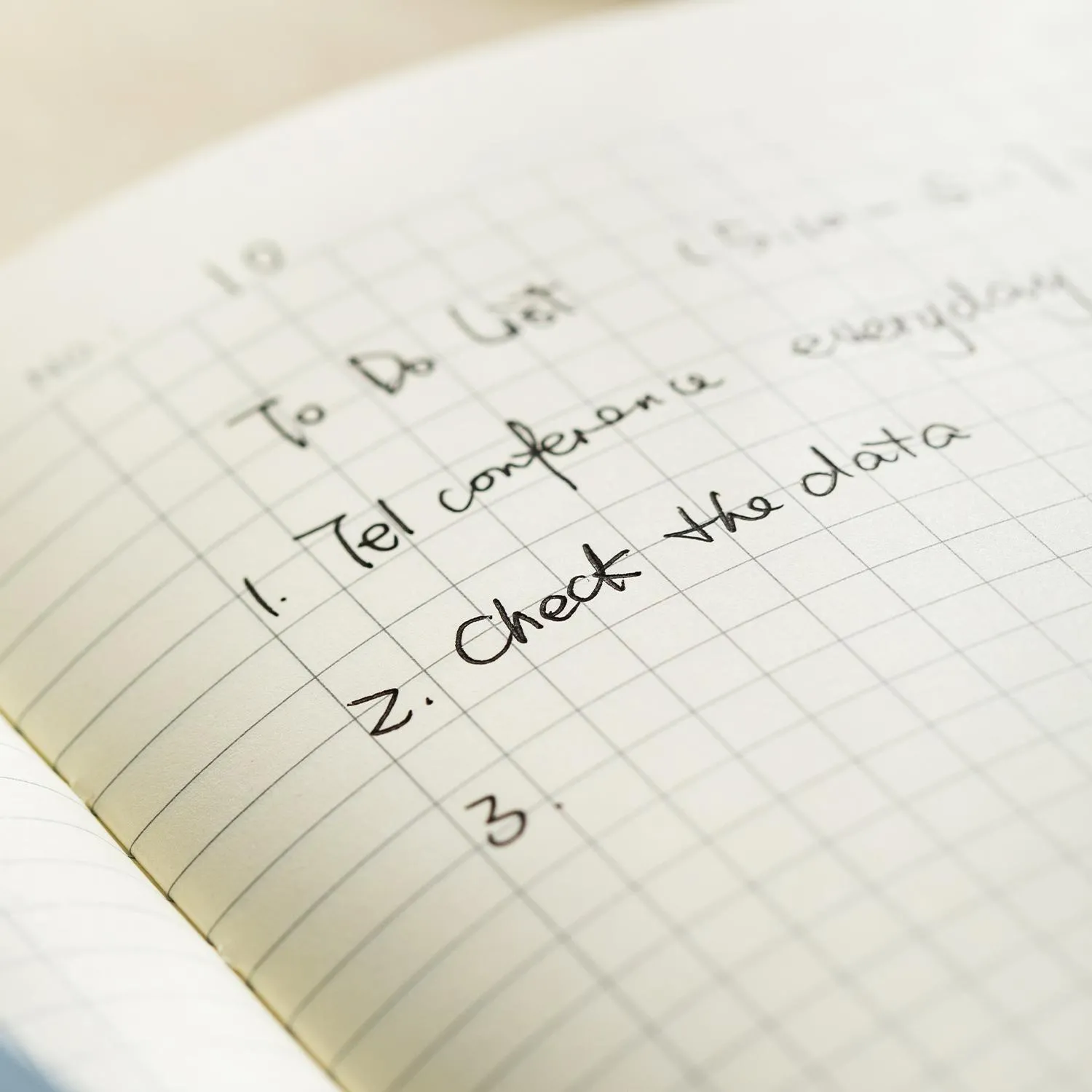 Бизнес-блокнот Deli Squared Notebook A5 из искусственной кожи с резинкой фиксации - Image 8
