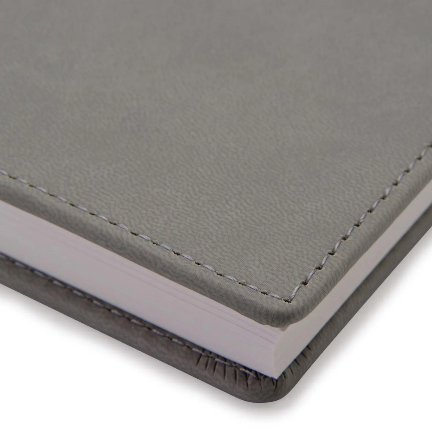 Ежедневник A5+ Attache Velvet искусственная кожа Soft Touch, недатированный - Image 4
