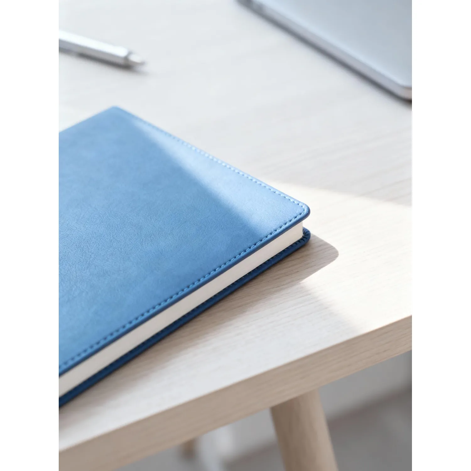 ежедневник Attache Velvet твердый синий Soft Touch из искусственной кожи, недатированный - Image 24