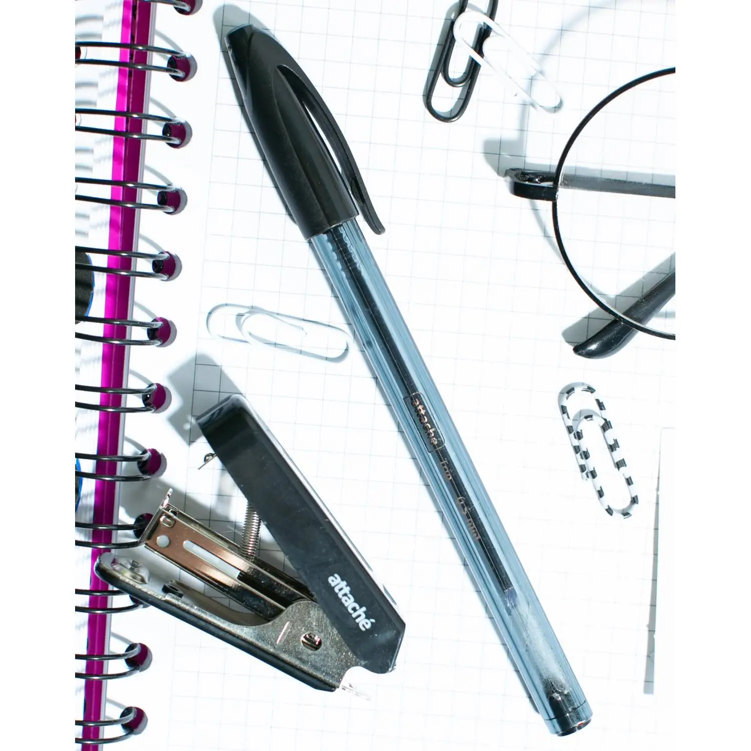 Шариковая ручка Attache Glide Trio синяя, одноразовая - Image 10