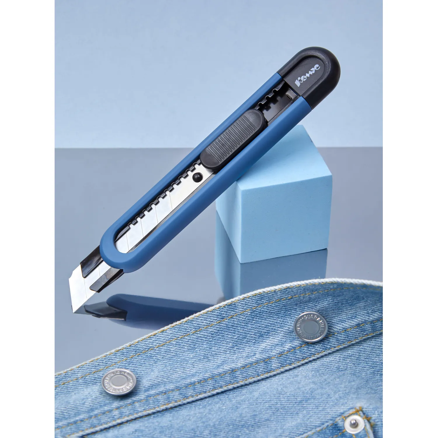 Нож канцелярский Комус Denim усиленный с фиксатором 18 мм голубой (SX37N-Denim-SoftT) - Image 7