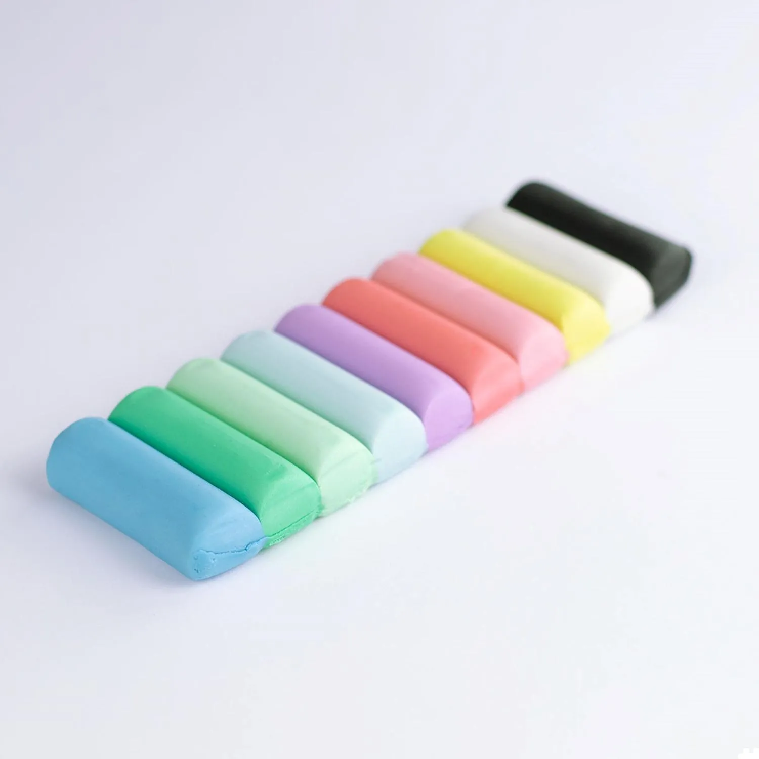 Пластилин классический Kores Plastilina 10 цветов 200 грамм - Image 4